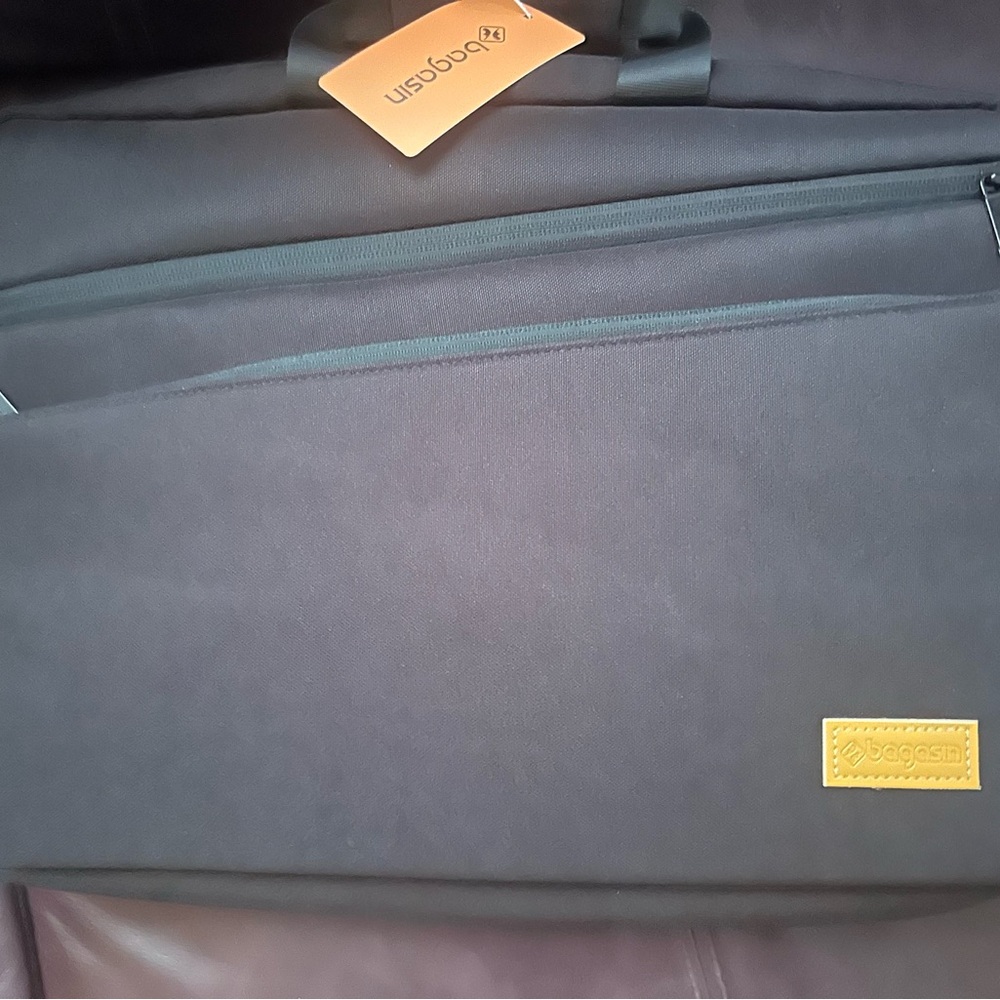Black Laptop Bag with Sleek Design and Durable Material